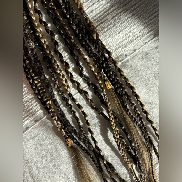 DREDS AND BRAIDS W/ BEADS New in packaging. NEVER WORN. Hand made. - Picture 3 of 10